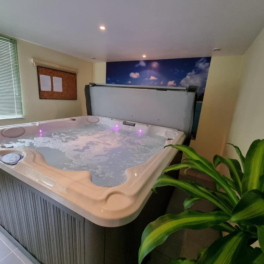 Gite Myrtille 2 A 6 Personnes Avec Spa Et Salle De Jeux Dans La Residence Ventron Bagian luar foto
