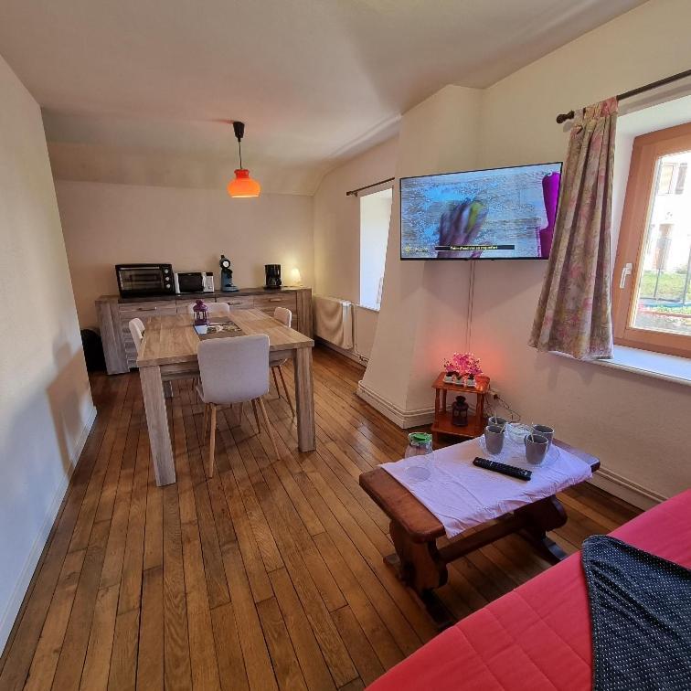Gite Myrtille 2 A 6 Personnes Avec Spa Et Salle De Jeux Dans La Residence Ventron Bagian luar foto