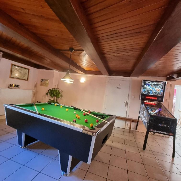 Gite Myrtille 2 A 6 Personnes Avec Spa Et Salle De Jeux Dans La Residence Ventron Bagian luar foto